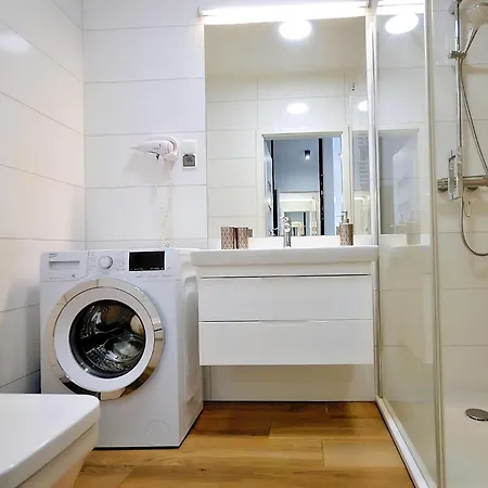 Apartman In Stary Portu Mit Grosser Terrasse